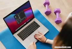 如何在Mac电脑上使用iCloud桌面和文档