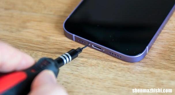 iPhone进水了怎么修复，苹果手机进水挽救方法