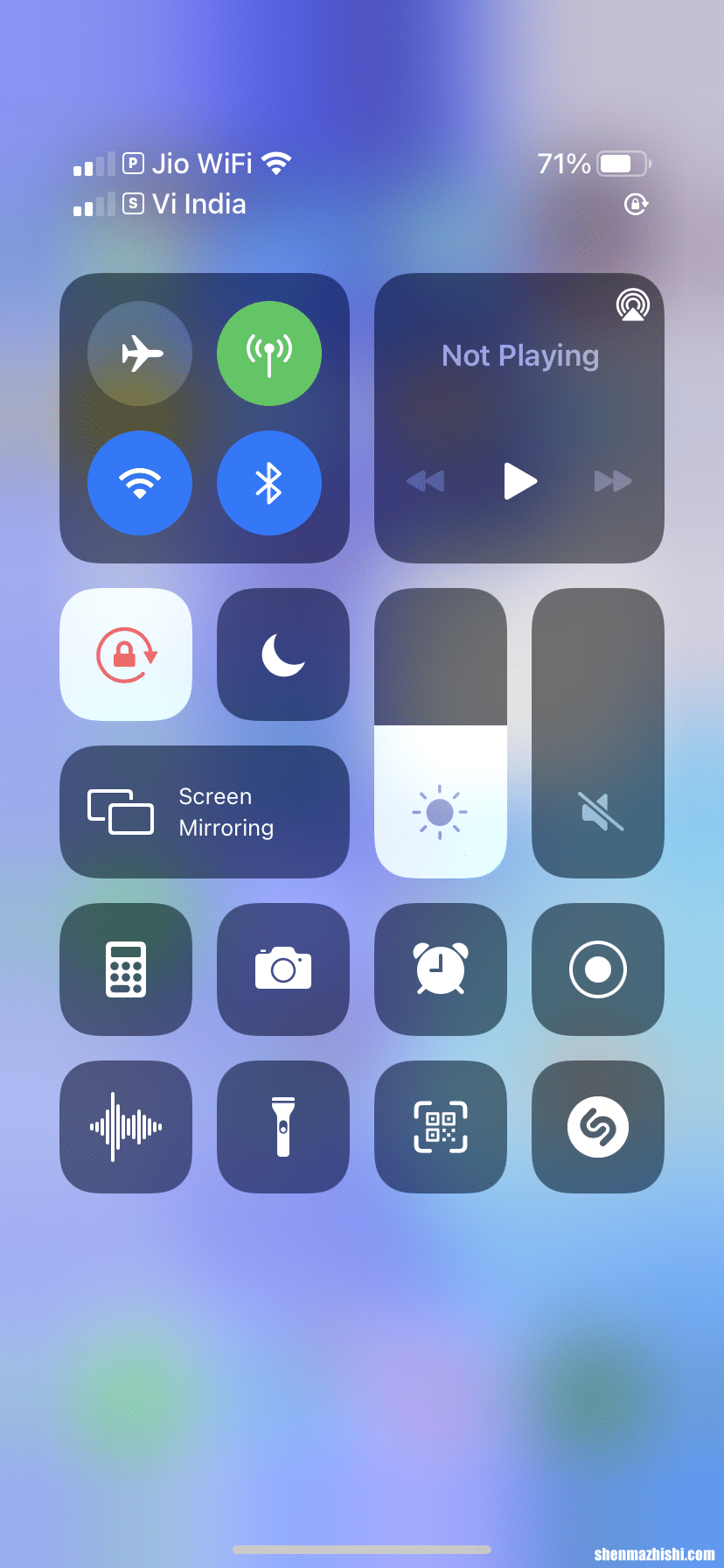 如何在iPhone14上静音相机快门声音