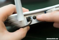 如何重启路由器，我应该多久重启一次路由器？