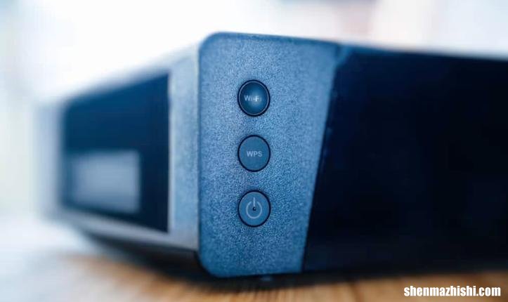 Netgear路由器上的WPS按钮在哪里？