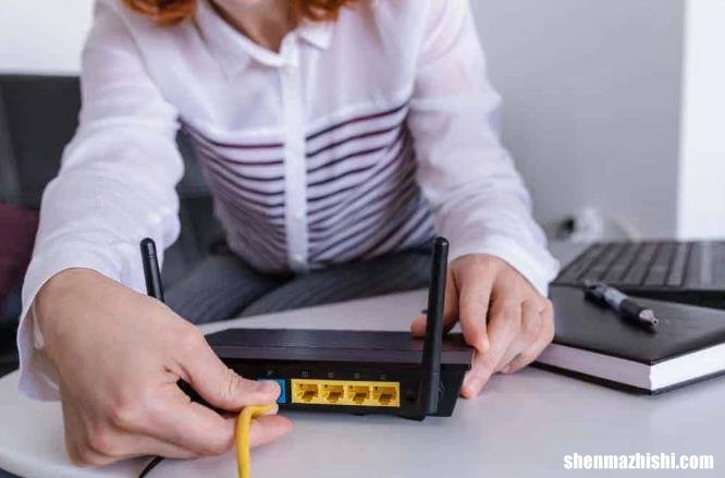 如何重置AT&T Uverse路由器，详细教程