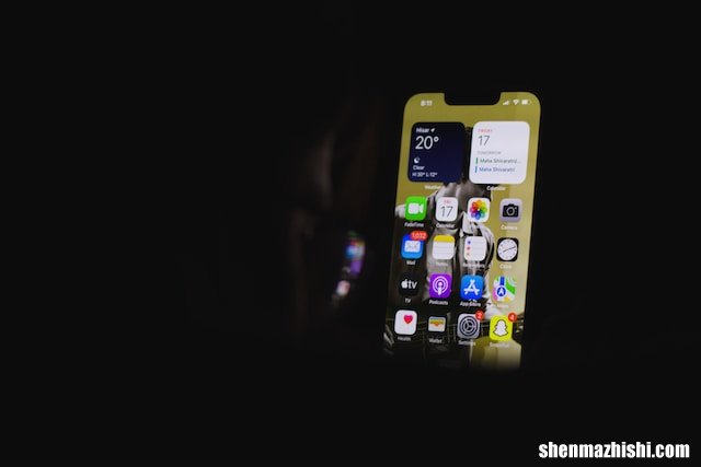如何在iPhone 14上设置和使用Siri