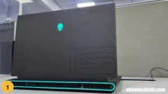如何在Windows11上显示所有托盘图标？