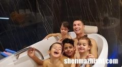 c罗的龙凤胎什么时候生的